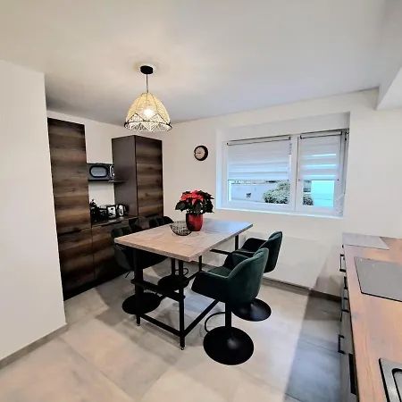 Apartman Cosy Centre Avec Parking *